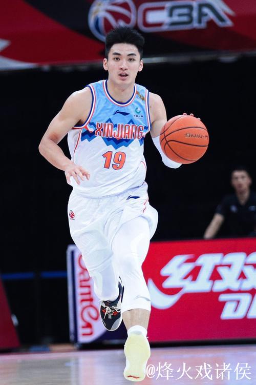 俱乐部杯-于德豪14+9山东力克广厦 布朗26分