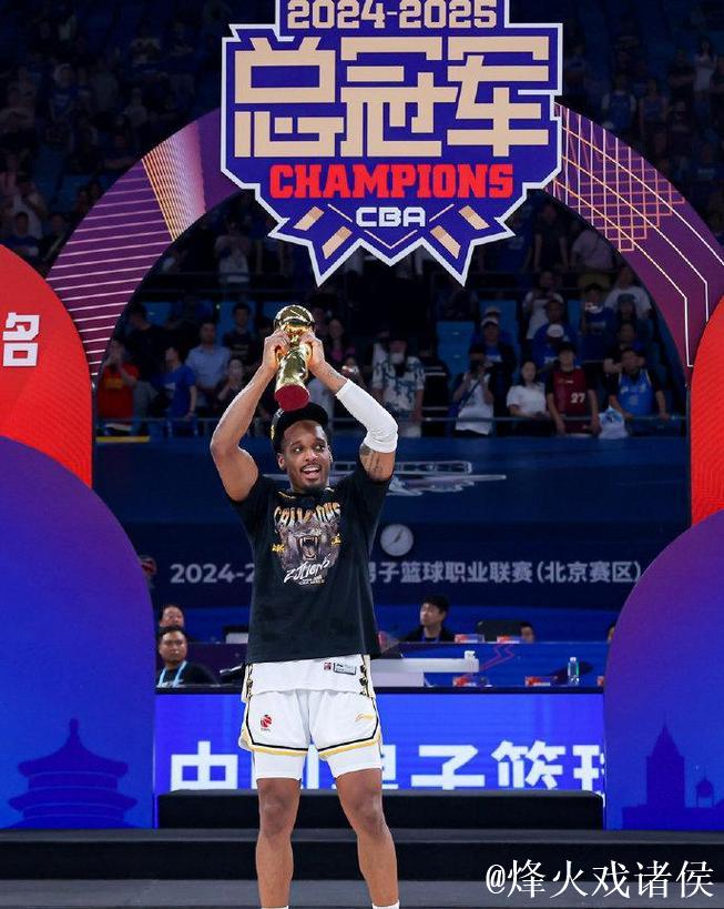 广厦官宣签下巴里-布朗 上赛季季后赛场均27分